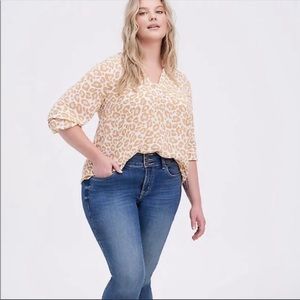 Torrid NWT leopard print Georgette